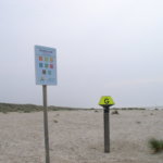 Naaktstranden Scheveningen, Westduinpark en Kijkduin voorzien van nieuwe borden