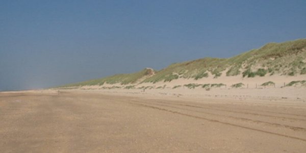 1675-Nederland-Naaktstrand-Noord-Holland-Castricum-aan-Zee-01